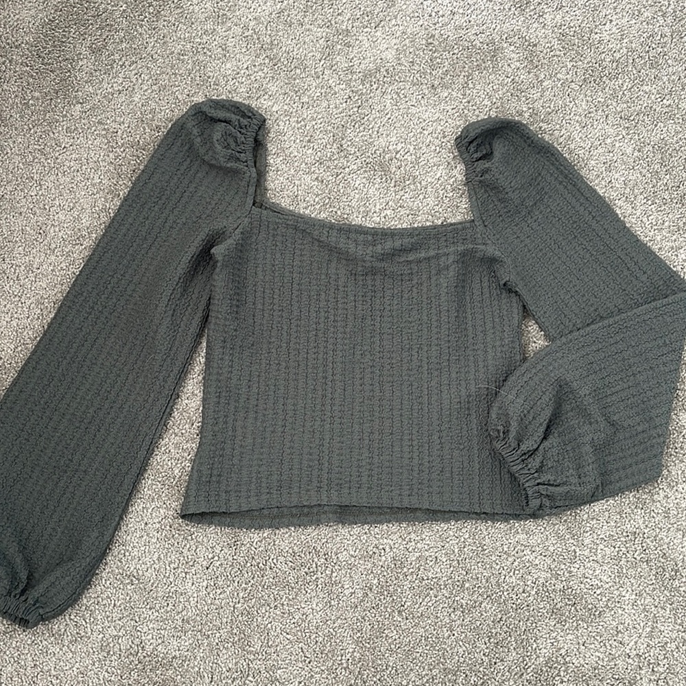 Express puffer sleeve shirt